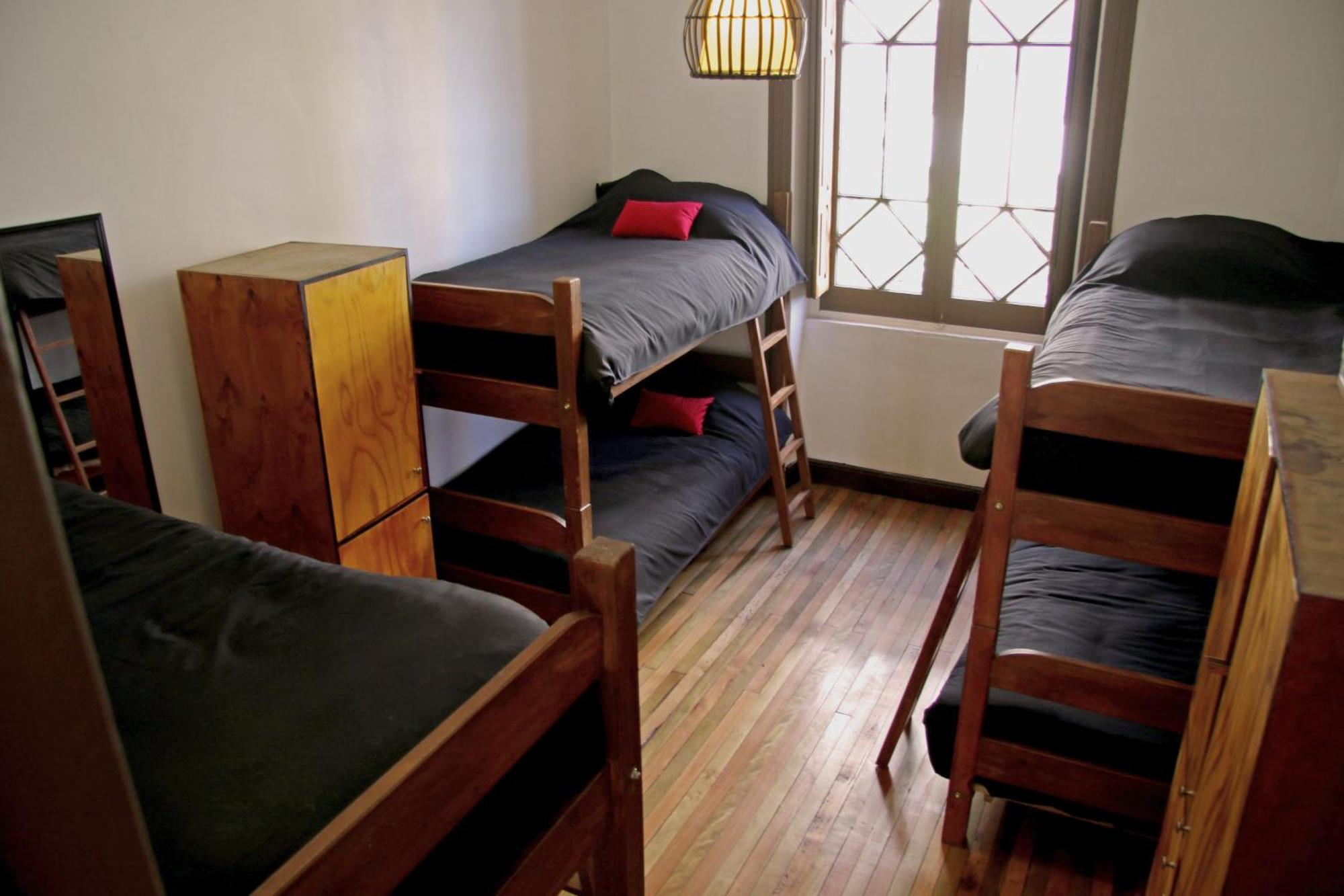 Hostal Irreal 산티아고 외부 사진